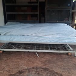 Trundle Bed