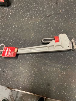 18 in. Aluminum Pipe Wrench with 2 in. Jaw Capacity