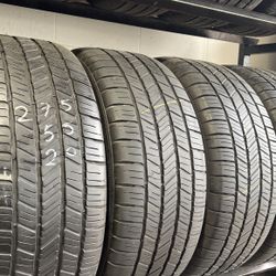 275-55-20 Goodyear Used Tire Set