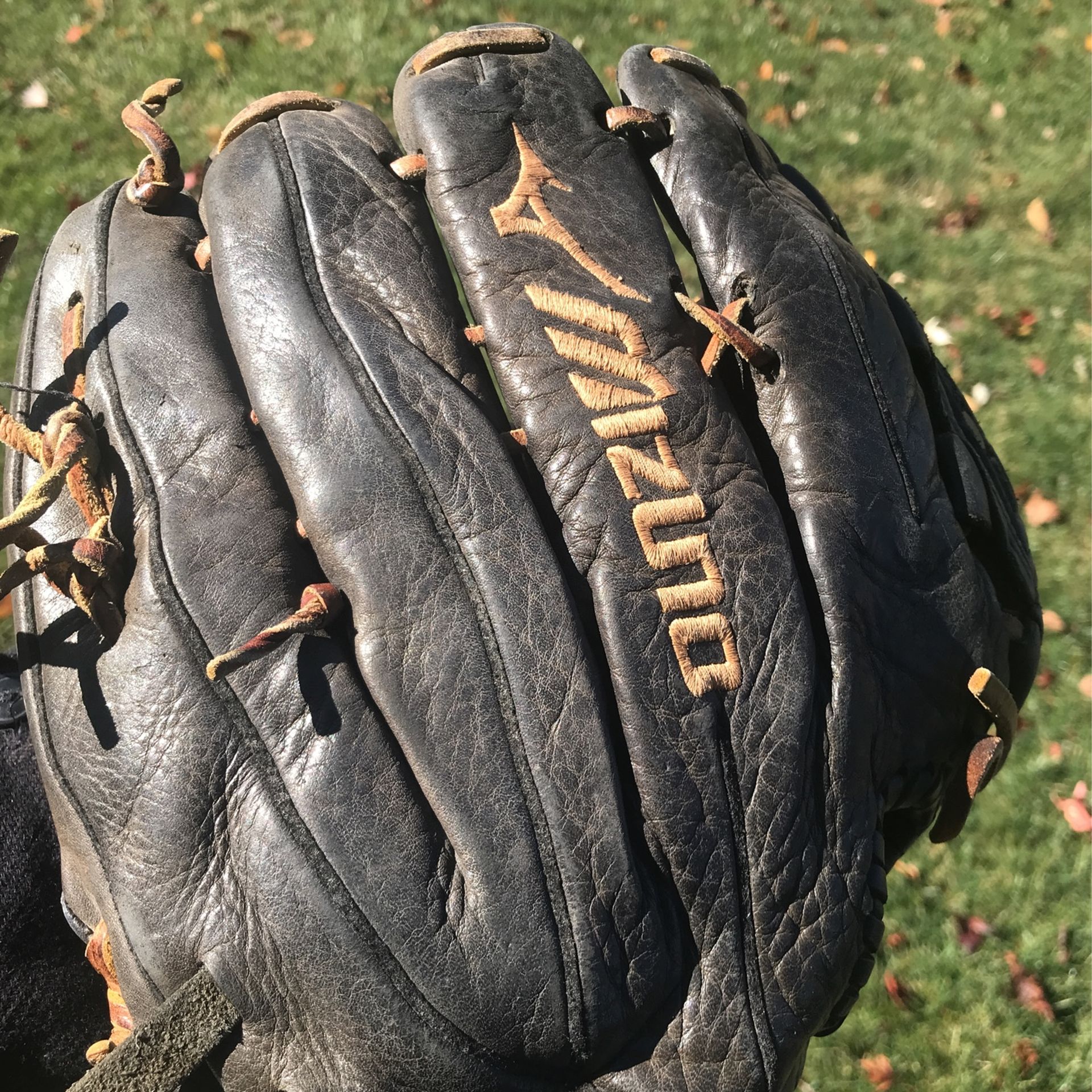 Mizuno GMVP 1250 Baseball Glove Team sports
