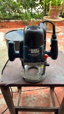 Black and Decker router