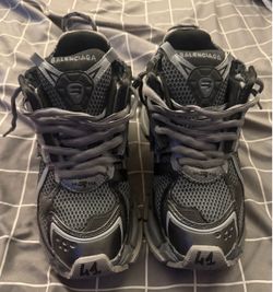 Balenciaga Runner Dark Grey Black WORN 3 TIMES