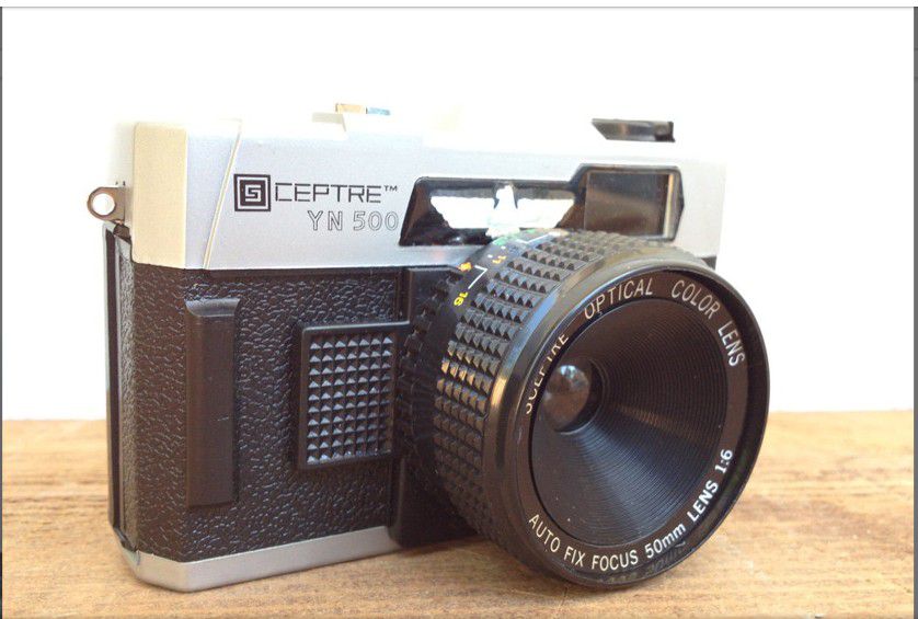 Vintage Sceptre YN 500 35 mm Camera