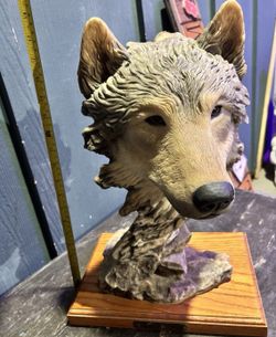 Mill Creek Studios Keeper of the Wild Wolf Statue # 1608/2500 18" Tall
