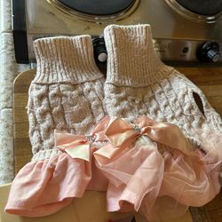 Free small dog apparel DO NOT ASK IF AVAILABLE