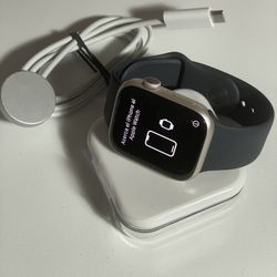 Apple Watch Series 7 A GPS & Cellular 45 mm 