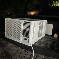 LG Window air Conditioner 