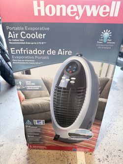 Honeywell Indoor Evaporative Air Cooler w/ Remote⁠