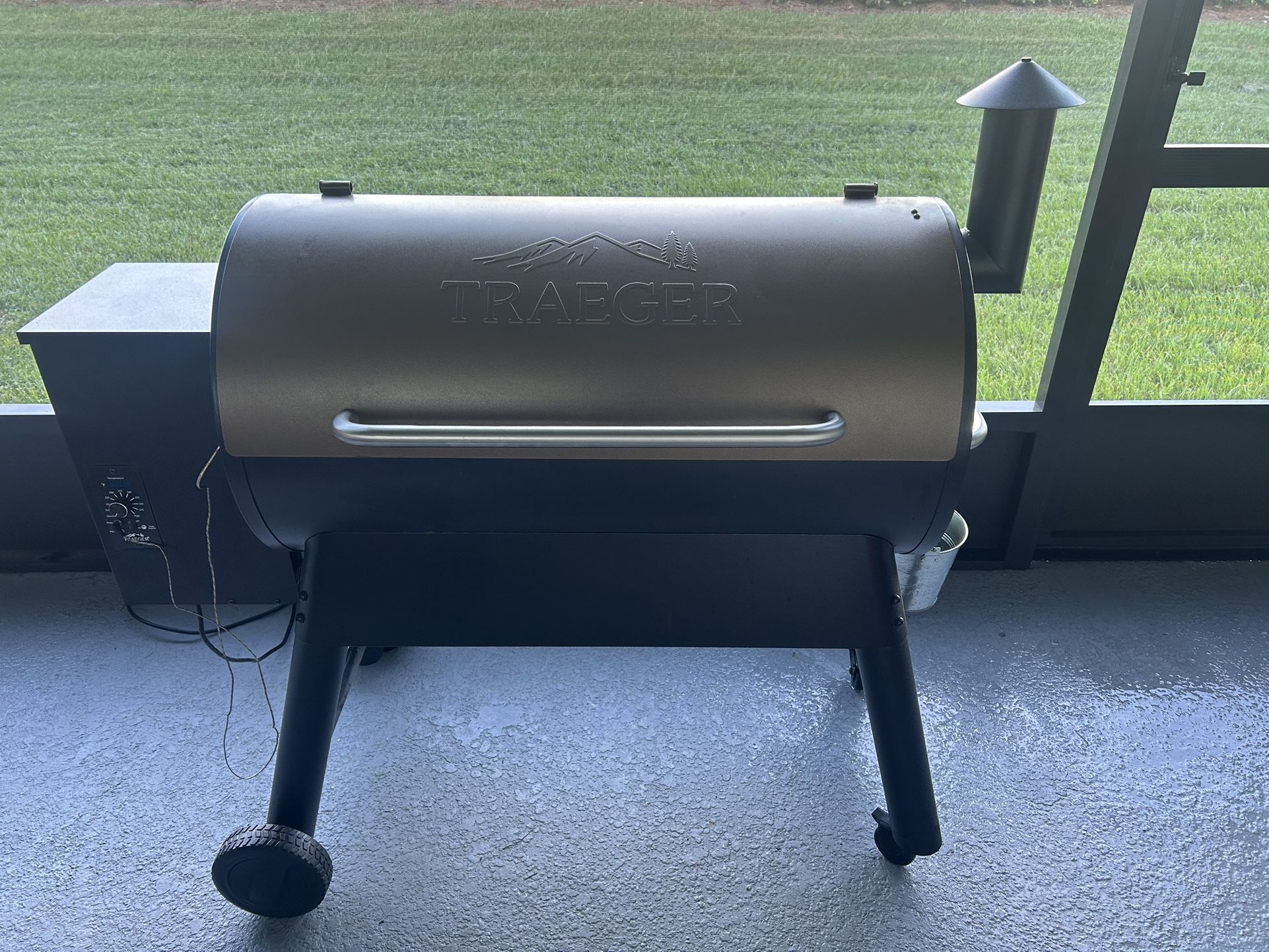Traeger Pro Series 34 Pellet Grill And Smoker