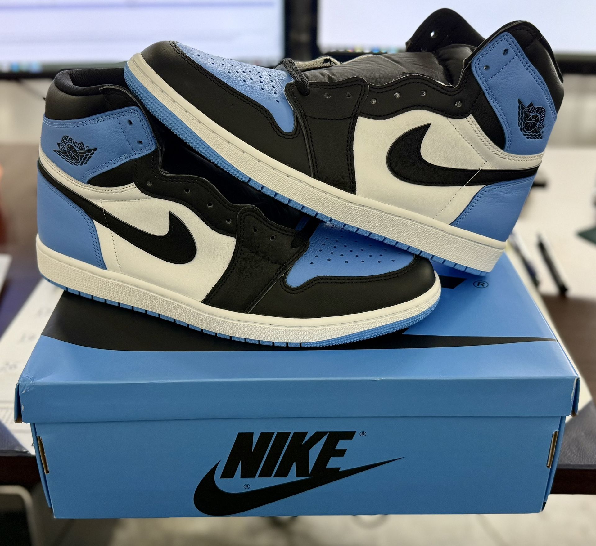 Jordan 1 UNC Toe