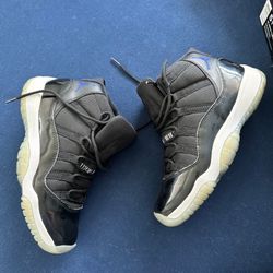 Jordan 11s 