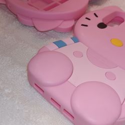 #2 Hello Kitty Galaxy Phone Cases