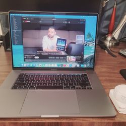 16in MacBook Pro Laptop, Core i9, 1TB, 32gb Ram, 4K Retina, Radeon Pro, Newest MacOS