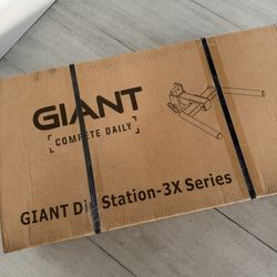 Rack Mounted 3x3 Dip Station / Attachment 