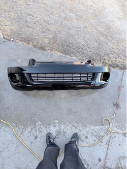 Toyota sequoia 2005 front bumper