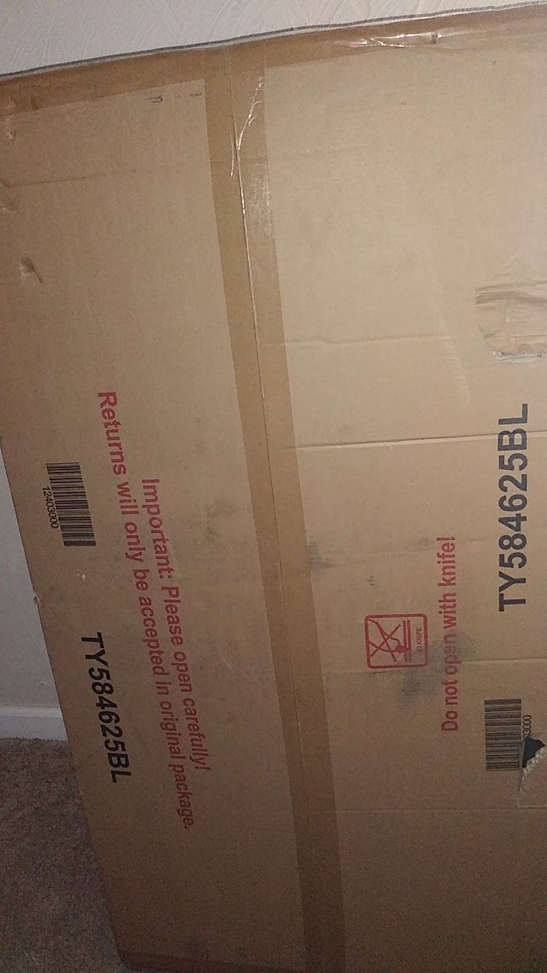 Kids audi car never used