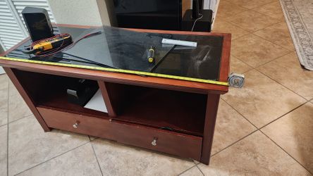 TV STAND