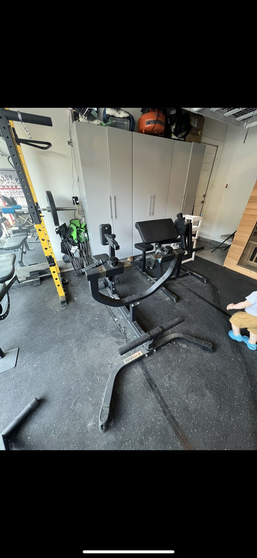 Back Row Machine