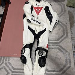 White Dainese Size 58 Bodysuit