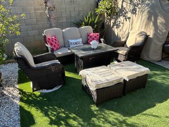 Patio furniture set outdoor new in the box