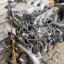 Engine and trans of gtr r35 2014