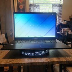 Asus Laptop 15.6" 😊 256GB SSD