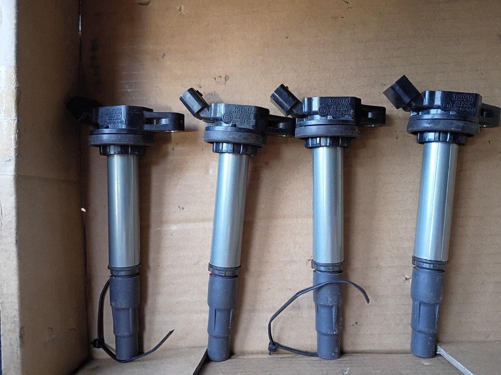 Denso OEM Toyota Coil Packs Set Of 4 Used