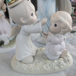 Precious Moments "Special Wishes Angel - You Deserve A Halo-Thank You"