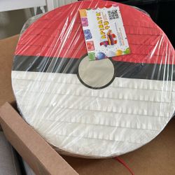Piñata Pokémon Ball