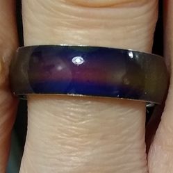 Beautiful Multi-Colored Mood Ring! 💍