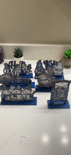Winter Themed Wooden Tiered Tray Decor Set