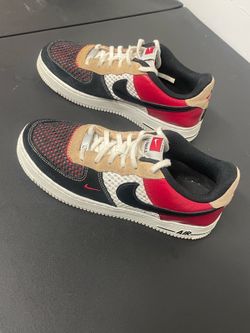 Boys Size 5.5Y sneakers