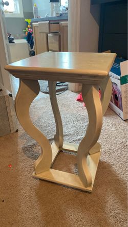 End table