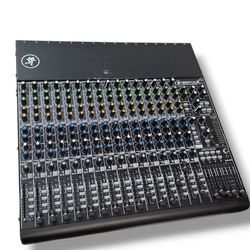Mackie 1604VLZ4 16 Channel Mixer 