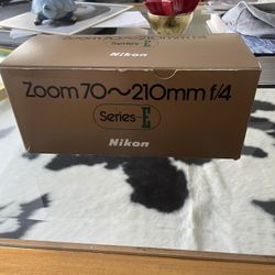 Nikon 70~210mm f/4 Series E