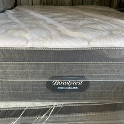 Brand new  pillow top queen size mattress and  box