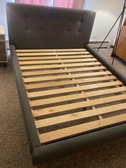 Crate & Barrel Tate 38” Tufted Upholstered Bed - Queen