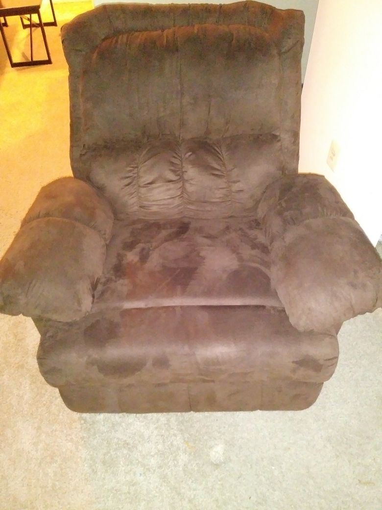 Simmons layz boy chair