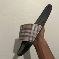 Burberry slides