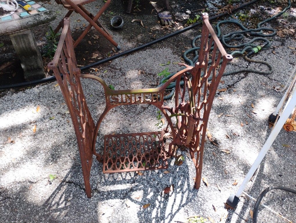 Antique Treadle Sewing Machine Cast Iron Base Stand Table Pat. 1887
m