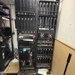 Racks in excellent condition