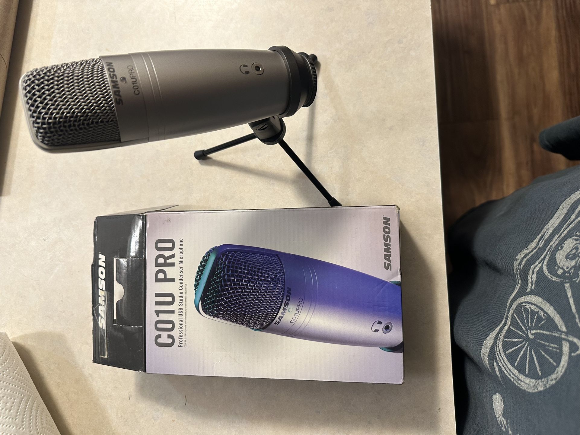 Samsom microphone