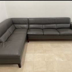 Beautiful Gray Leather Sectional 