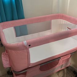 Newborn/Months Old Crib Baby Crib