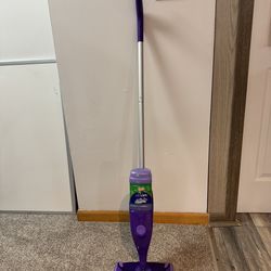 Swiffer wet jet mop