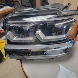 USED Genuine Volkswagen Atlas Left Led Headlight Assembly OEM