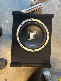 Dual Subwoofer in Carpeted Enclosure Box and Amp