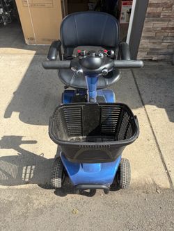 Vive mobility scooter