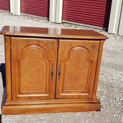 Vintage Buffet / Server