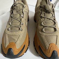 Nike Wmns Zoom Vomero Roam Flax 